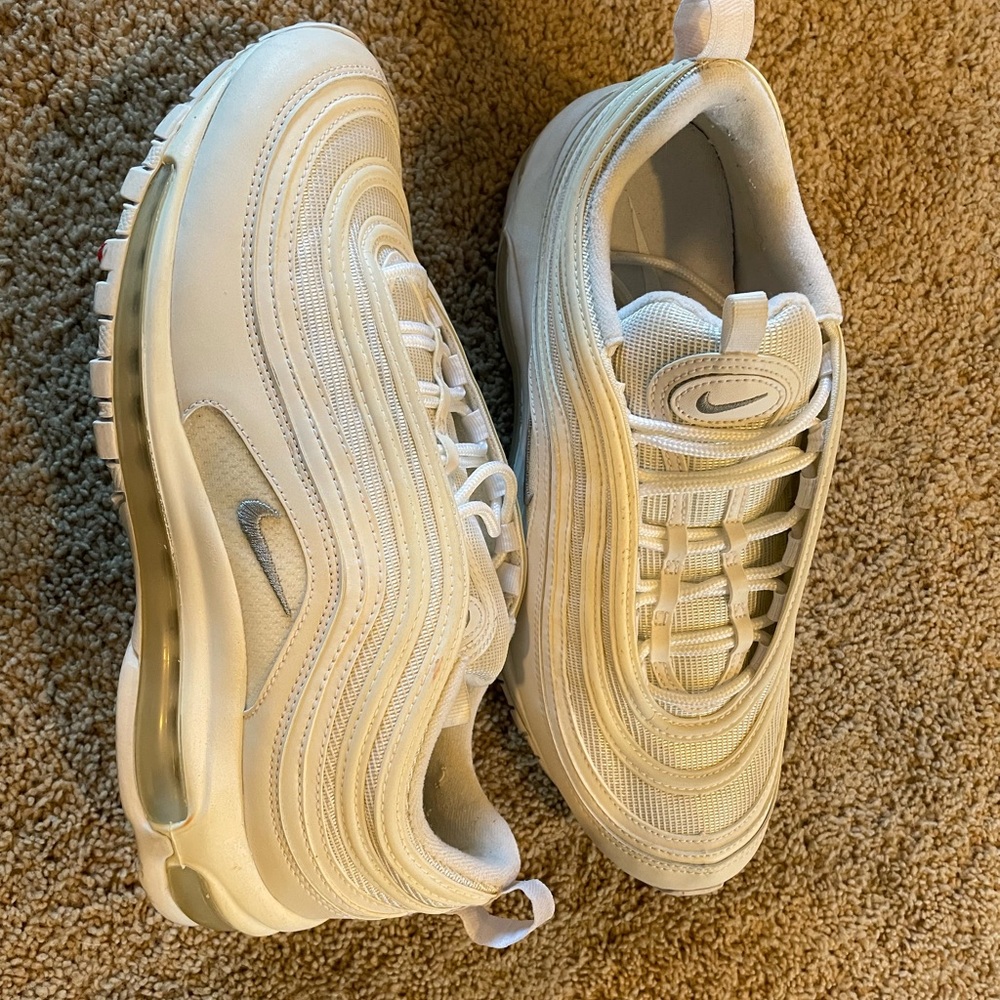 Worn once Nike men’s size 9.5 - Picture 3 of 4